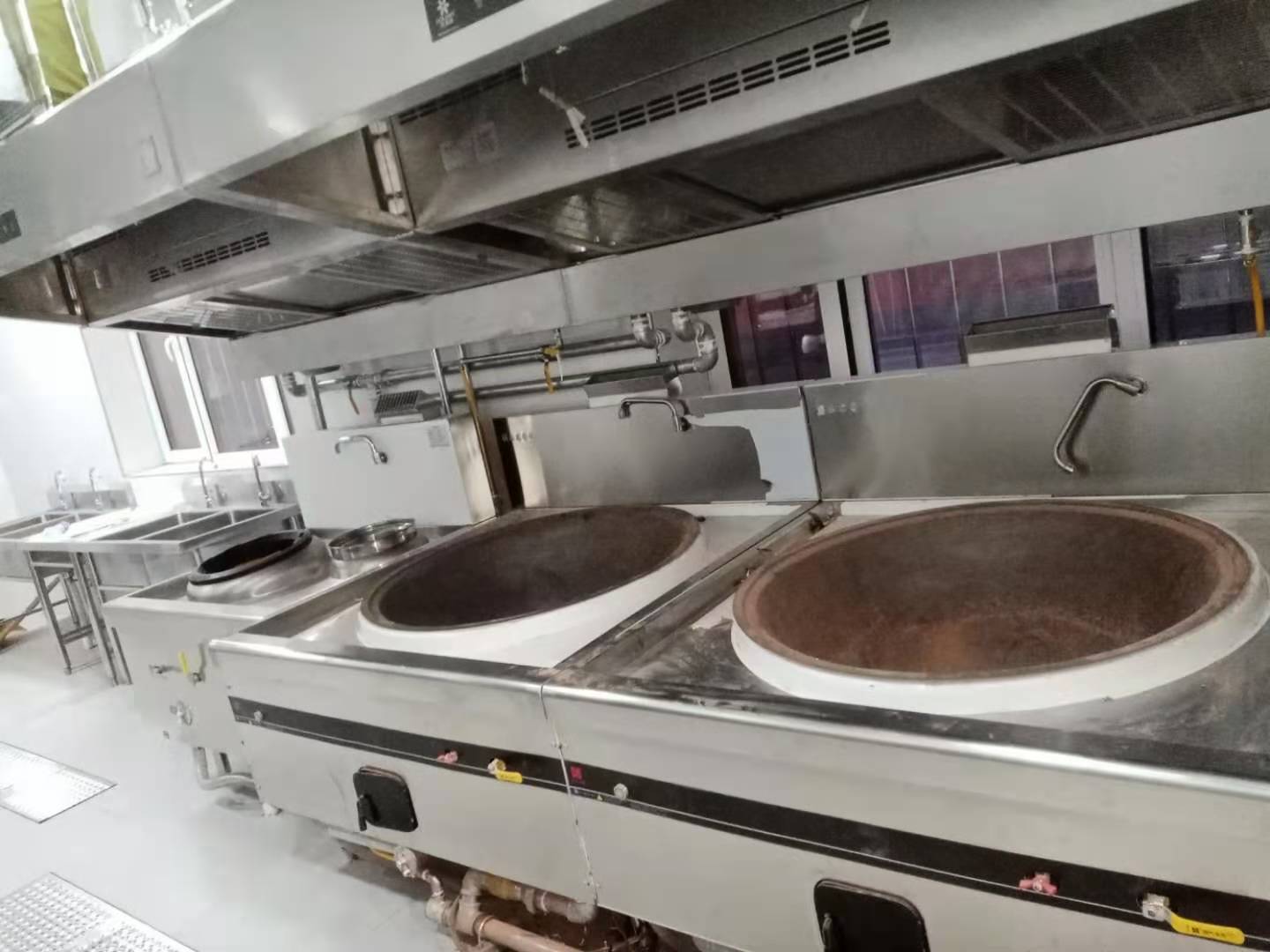 商用廚房設備有哪些設備？和家用的廚房設備有何區別？